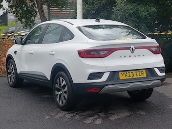Used Renault Arkana 2023 for sale - 75933378: Photo
