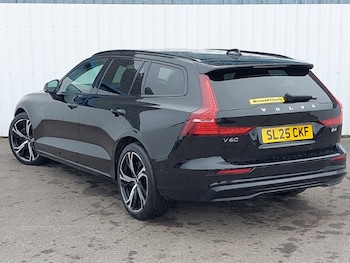 Used Volvo V60 2025 for sale - 79597452: Photo