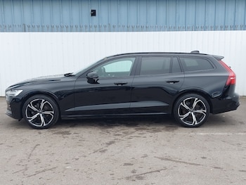 Used Volvo V60 2025 for sale - 79597452: Photo