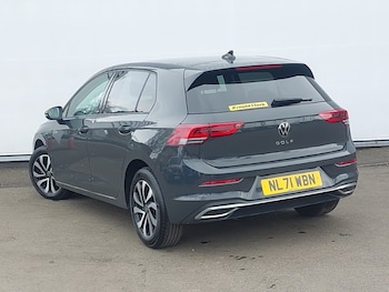 Used Volkswagen Golf 2021 for sale - 78032245: Photo