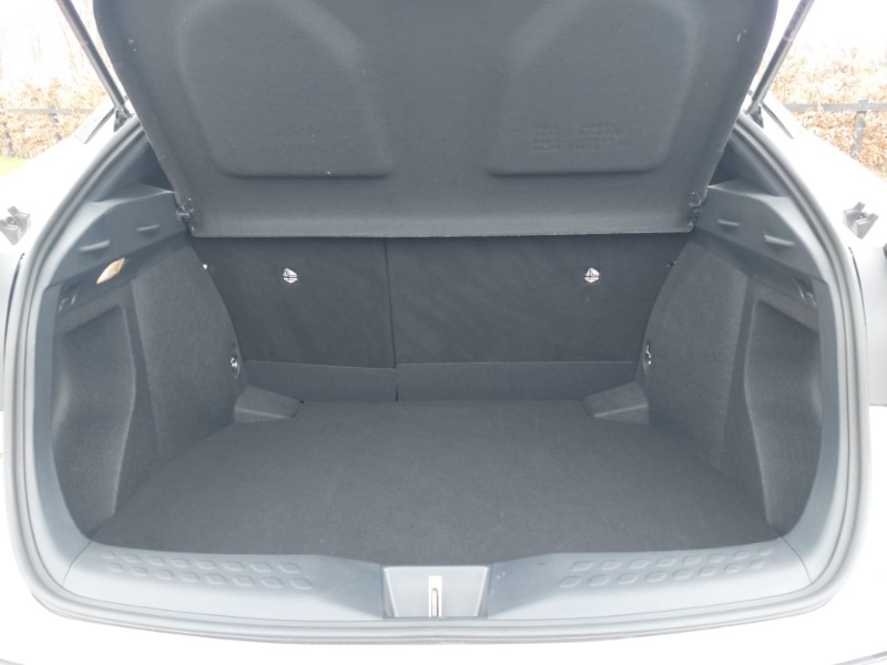 Used Toyota C-HR 2023 for sale - 78032385: Photo 8