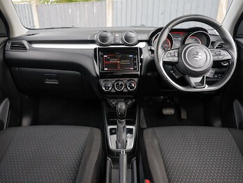 Used Suzuki Swift 2023 for sale - 76475598: Photo