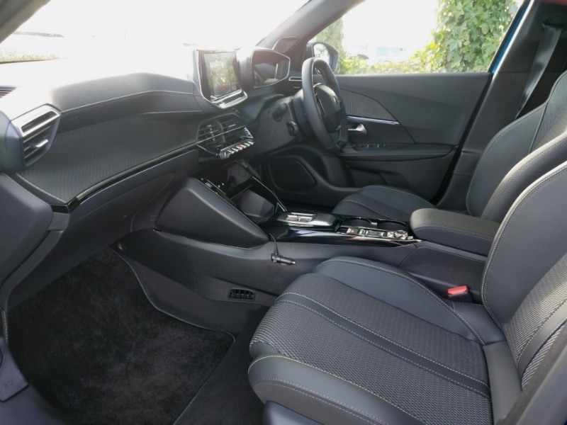 Used Peugeot 2008 2025 for sale - 76628835: Photo 5