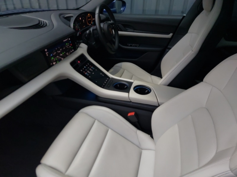 Used Porsche Taycan 2020 for sale - 77266451: Photo 5