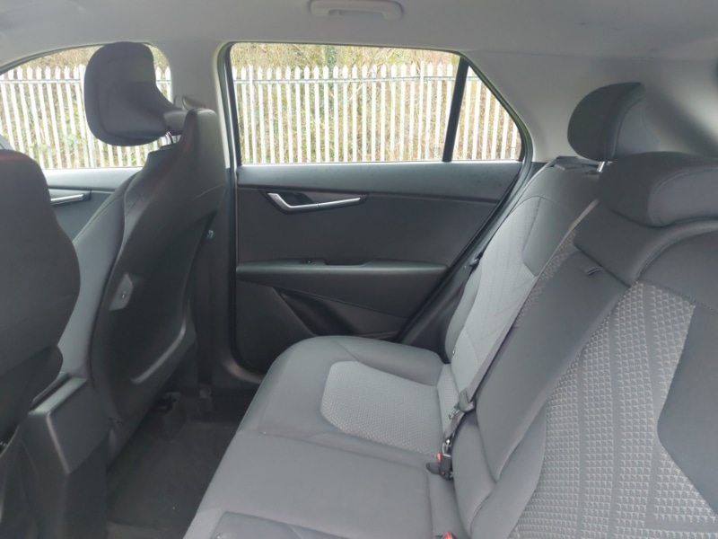 Used Kia Niro 2023 for sale - 77677777: Photo 6