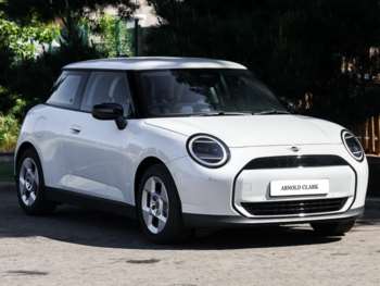 2024 - 135kW E Classic [Level 1] 41kWh 3dr Auto