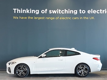Used BMW 4 Series 2022 for sale - 79332120: Photo
