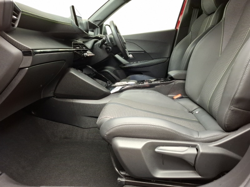 Used Peugeot 2008 2022 for sale - 76479053: Photo 5