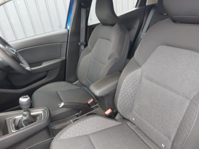 Used Renault Clio 2021 for sale - 77992254: Photo 5