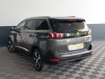 Used Peugeot 5008 2023 for sale - 77674471: Photo
