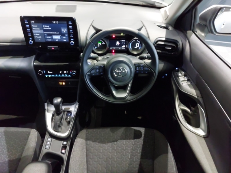 Used Toyota Yaris Cross 2023 for sale - 77852016: Photo 7