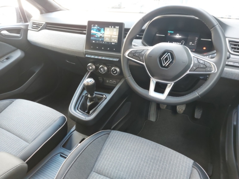 Used Renault Clio 2024 for sale - 77875496: Photo 10