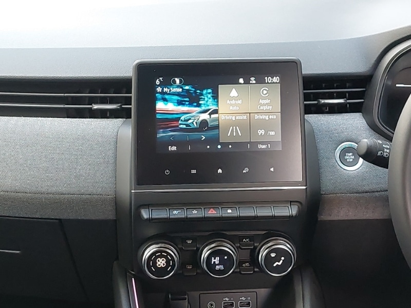 Used Renault Clio 2024 for sale - 77875496: Photo 11