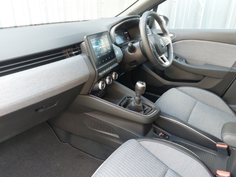 Used Renault Clio 2024 for sale - 77875496: Photo 5