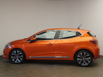 Used Renault Clio 2021 for sale - 76165684: Photo 4