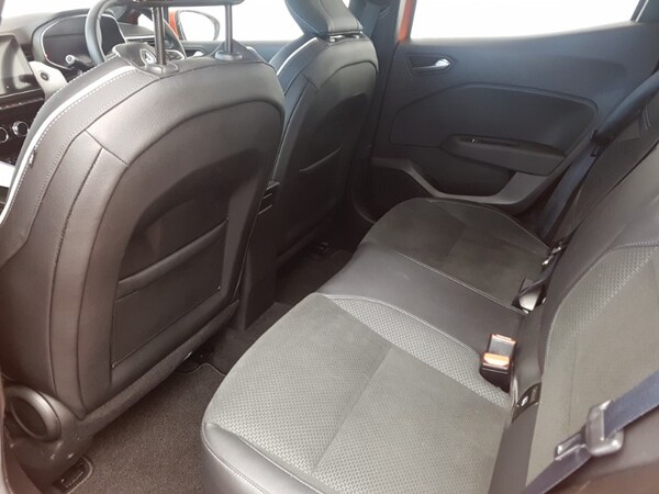Used Renault Clio 2021 for sale - 76165684: Photo 6