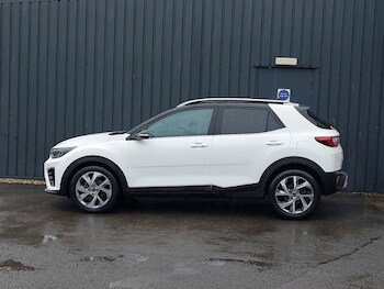 Used Kia Stonic 2023 for sale - 77298993: Photo