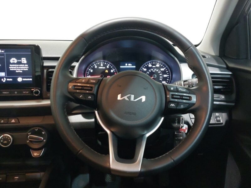 Used Kia Stonic 2023 for sale - 77467567: Photo 7