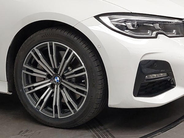 Used BMW 3 Series 2021 for sale - 76310207: Photo 9