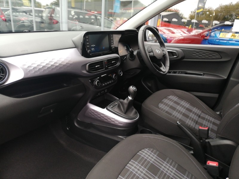 Used Hyundai i10 2024 for sale - 77257055: Photo 5