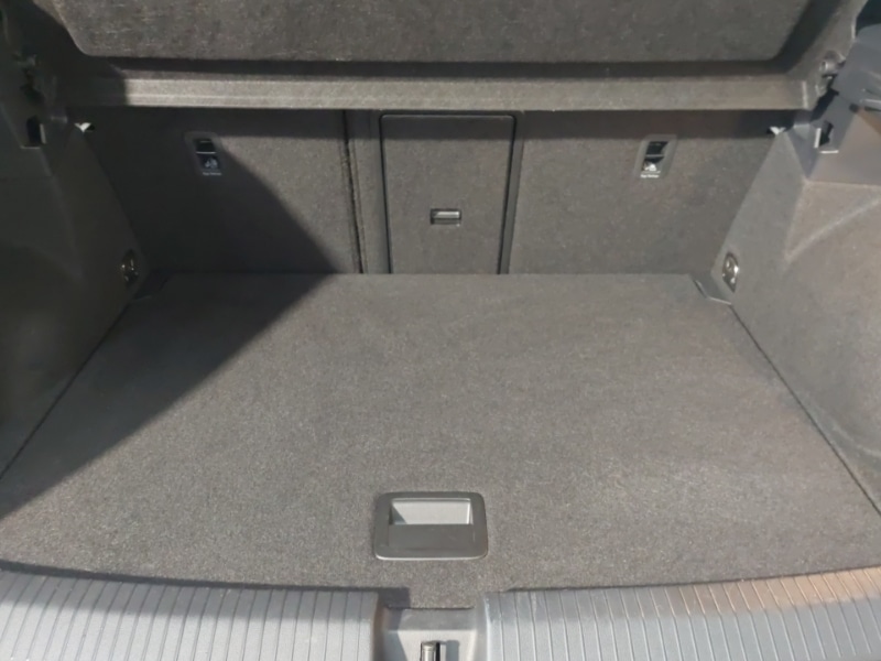 Used Volkswagen T-Roc 2022 for sale - 77174337: Photo 8