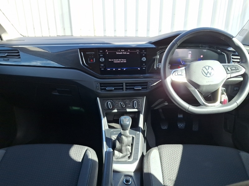 Used Volkswagen Polo 2024 for sale - 76708577: Photo 2