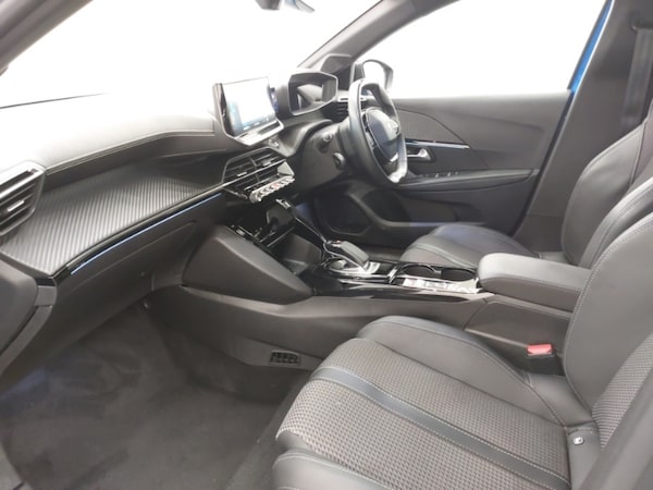 Used Peugeot 208 2021 for sale - 76207934: Photo 5