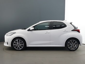 Used Toyota Yaris 2022 for sale - 77923943: Photo