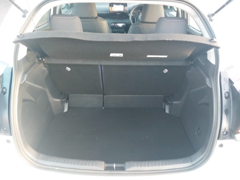 Used Toyota Yaris 2023 for sale - 77266370: Photo 8