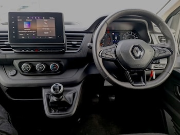 Used Renault Trafic 2024 for sale - 77790975: Photo