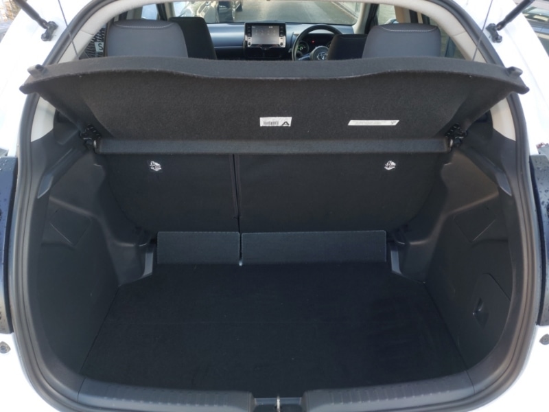 Used Toyota Yaris 2022 for sale - 76348138: Photo 8