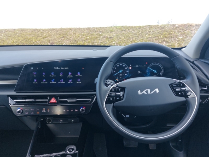 Used Kia Niro 2024 for sale - 77975196: Photo 2