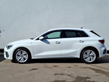 Used Audi A3 2023 for sale - 78318016: Photo