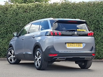 Used Peugeot 5008 2023 for sale - 79525357: Photo
