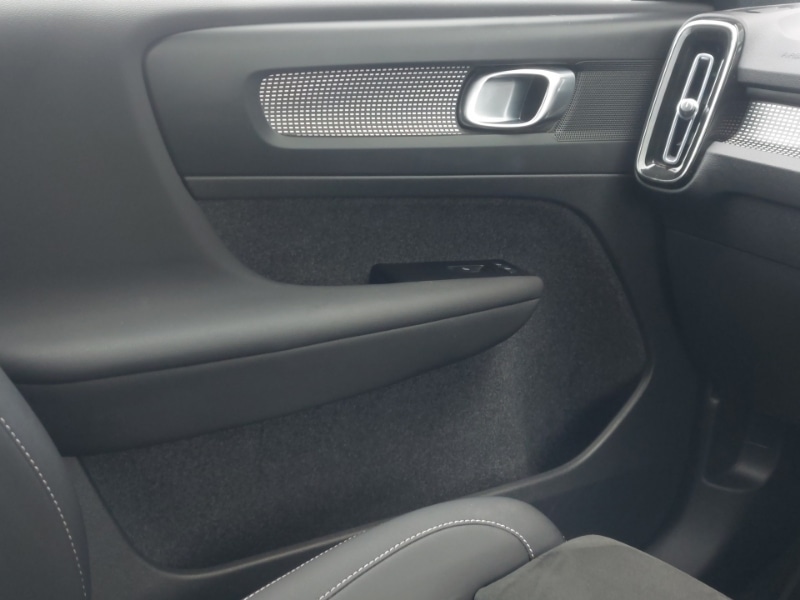 Used Volvo XC40 2022 for sale - 76369828: Photo 11