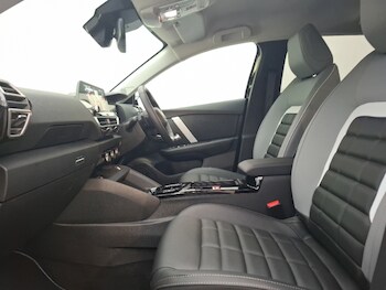 Used Citroen C4 2025 for sale - 76456429: Photo