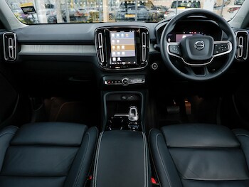 Used Volvo XC40 2024 for sale - 77503902: Photo