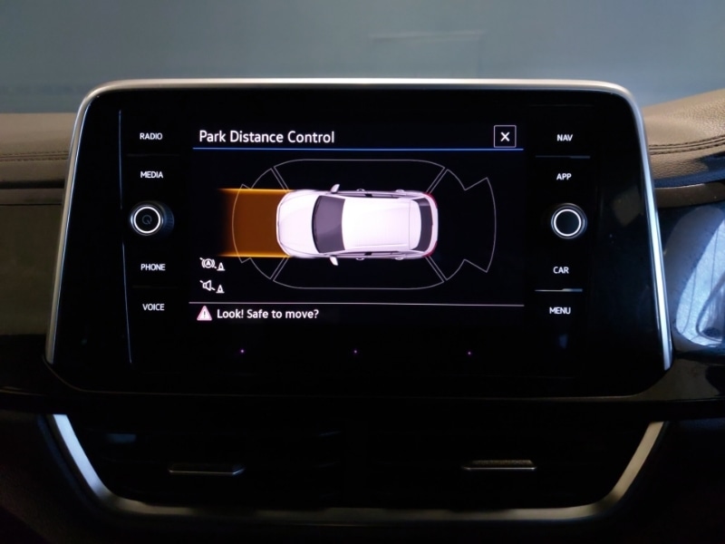 Used Volkswagen T-Roc 2022 for sale - 76431371: Photo 12