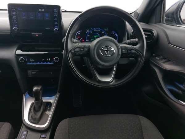 Used Toyota Yaris Cross 2022 for sale - 76288742: Photo 7