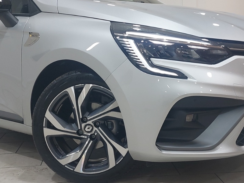 Used Renault Clio 2023 for sale - 77823244: Photo 9