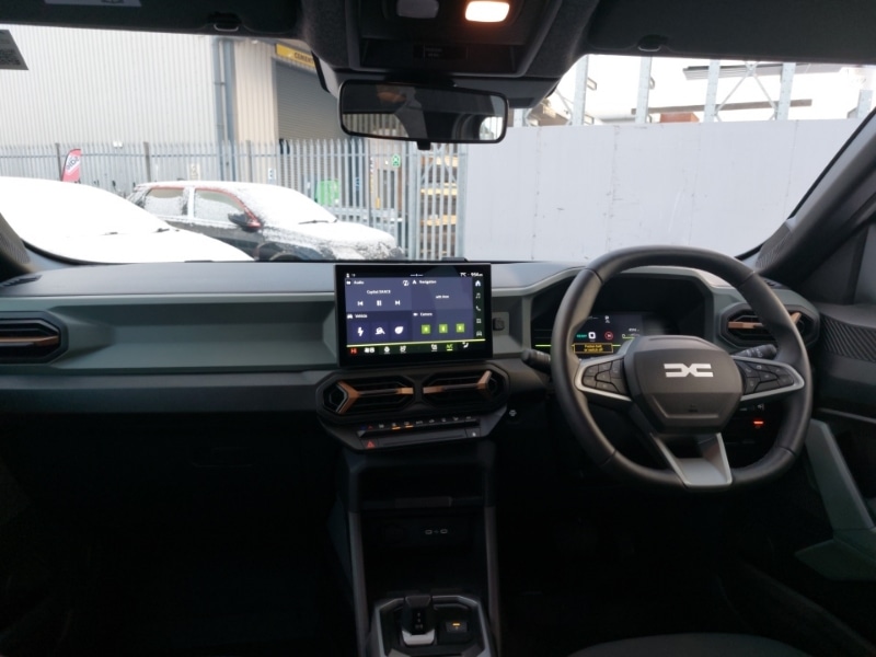 Used Dacia Duster 2025 for sale - 77492156: Photo 2