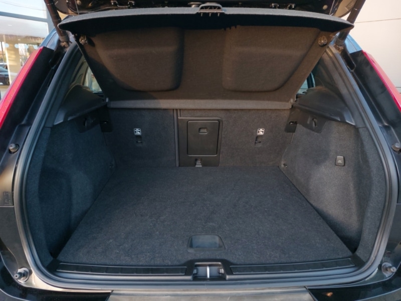 Used Volvo XC40 2022 for sale - 77008860: Photo 8