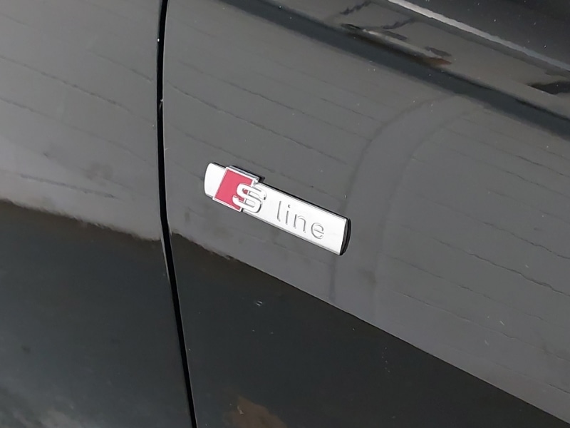 Used Audi Q4 e-tron 2024 for sale - 76375165: Photo 12