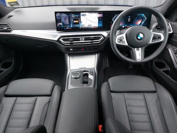 Used BMW 3 Series 2024 for sale - 76150118: Photo 2