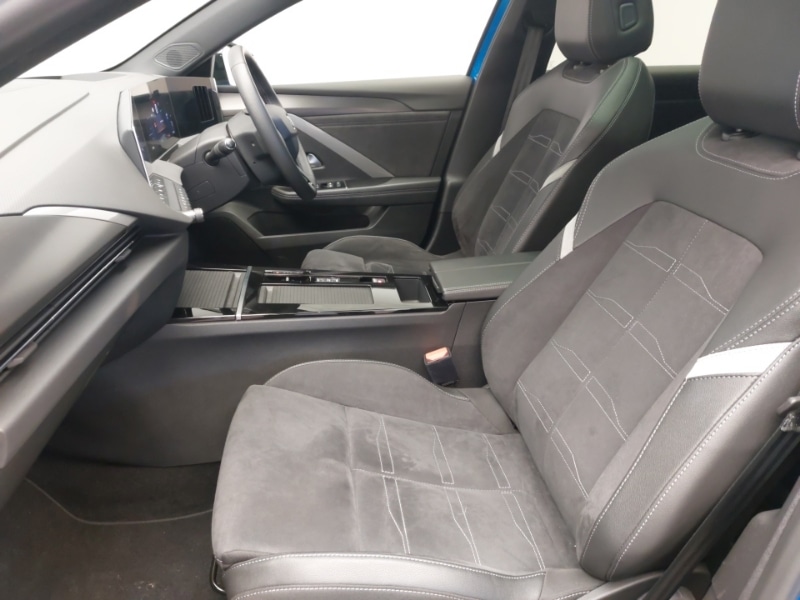 Used Vauxhall Astra 2023 for sale - 77907251: Photo 5