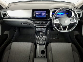 Used Volkswagen T-Cross 2024 for sale - 79501171: Photo