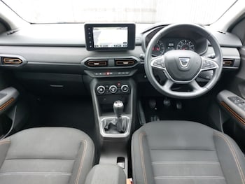 Used Dacia Sandero Stepway 2022 for sale - 77224303: Photo