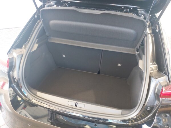 Used Vauxhall Corsa 2025 for sale - 76212658: Photo 8