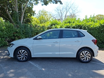 Used Volkswagen Polo 2023 for sale - 79528906: Photo