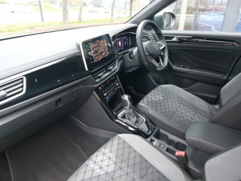 Used Volkswagen T-Roc 2025 for sale - 77035249: Photo 5